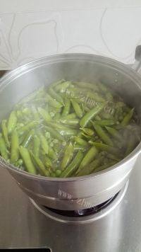 下酒菜盐水豌豆做法图解4)