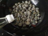爆炒花蛤做法图解5)