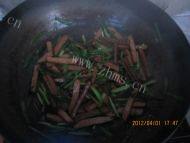 家常菜豆腐干炒韭菜做法图解7)