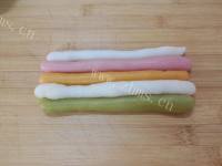 美味的果味多彩冰皮月饼做法图解15)