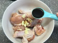 自制酥炸鸡翅根做法图解2)
