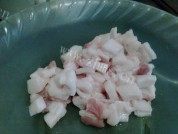 家常菜五花肉炒上海青做法图解1)