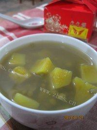 美味的红薯绿豆汤