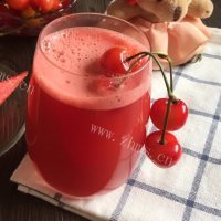 解暑西瓜樱桃果汁的做法图解六