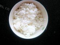 「家有大厨」皮蛋瘦肉粥做法图解1)
