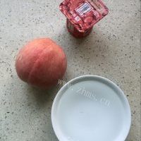 自制酸奶鲜桃冰饮的做法图解一