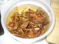 茶树菇鸡汤做法图解3)