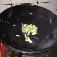 好吃的黄瓜炒鸡蛋做法图解5)