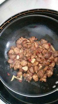家常菜辣炒鸡丁