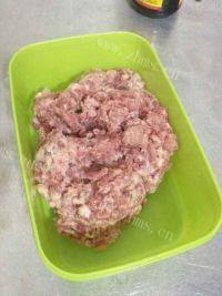 自己做的鲜肉包做法图解1)