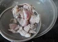 蒜苗回锅肉做法图解3)