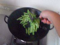 「念念不忘」干煸四季豆做法图解5)