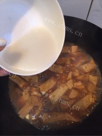 家常菜豆腐煲