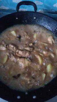 家常菜鸡腿炒土豆做法图解4)