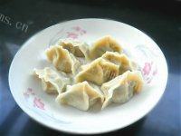 好吃的猪肉韭菜水饺做法图解6)