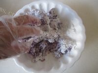 色香味俱全的紫薯豆沙饼做法图解5)