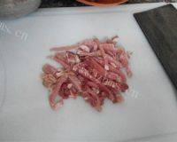 家常菜酸豆角炒肉做法图解2)