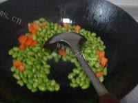 毛豆炒肉末做法图解7)