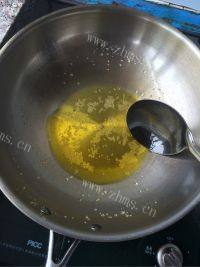家常菜排骨炖豆角做法图解4)
