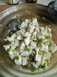 家常菜小葱拌豆腐