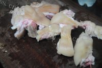 美味的红焖猪手做法图解2)