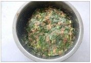 美味的韭菜肉饺做法图解3)