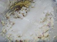 易做的蔓越莓饼干做法图解6)