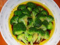 健康的白灼西兰花