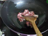 健康美食之蒜薹炒肉做法图解3)