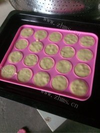 美味的棒棒糖蛋糕做法图解11)