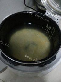 美味早餐玉米粥做法图解4)