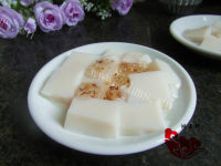 家常菜嫩滑的杏仁豆腐