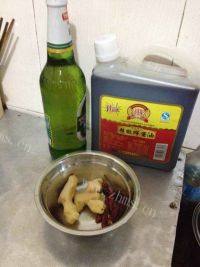 家常菜啤酒鸭做法图解3)