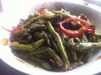 美味营养的干煸长豆角做法图解8)