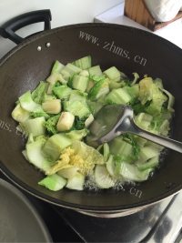 家常菜清炒大白菜做法图解5)