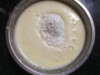 香喷喷的香软奶黄包做法图解3)