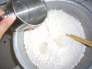 诱人的猪肉芹菜水饺做法图解1)