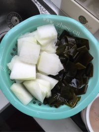 营养的冬瓜海带汤做法图解1)