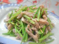 家常菜香菜炒肉丝