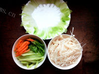 家常菜炝拌金针菇做法图解1)