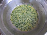 DIY韭菜鸡蛋饼做法图解4)