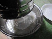 自己做的蛋白薄脆饼干做法图解4)