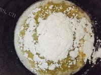 美味的淡奶油泡芙做法图解3)