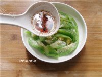 美味的泡椒蒸丝瓜做法图解9)