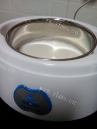 油而不腻的自制酸奶做法图解5)