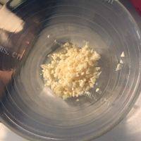 易做的萝卜泡菜做法图解3)