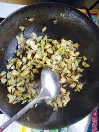 家常菜素炒茄子