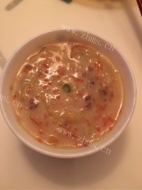 简单的胡萝卜卷心瘦肉粥做法图解3)