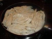 自制牛肉炒果条做法图解1)