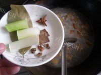 家常菜红烧肉做法图解9)